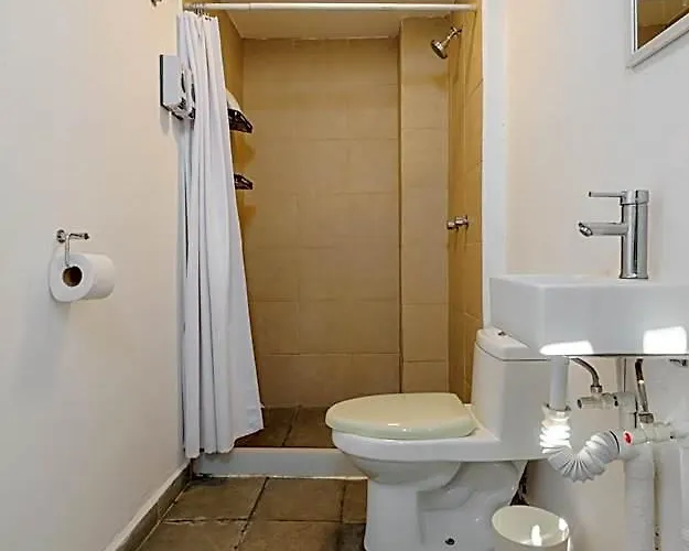 Hotel Colmena Monterrey 3*
