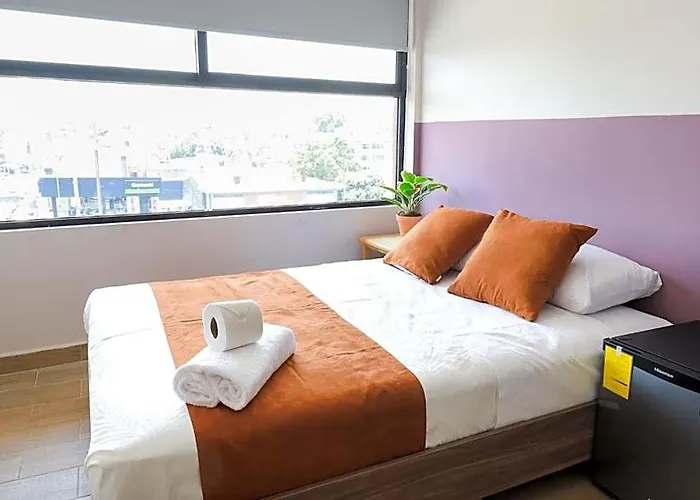 Hotel Colmena Monterrey 3*